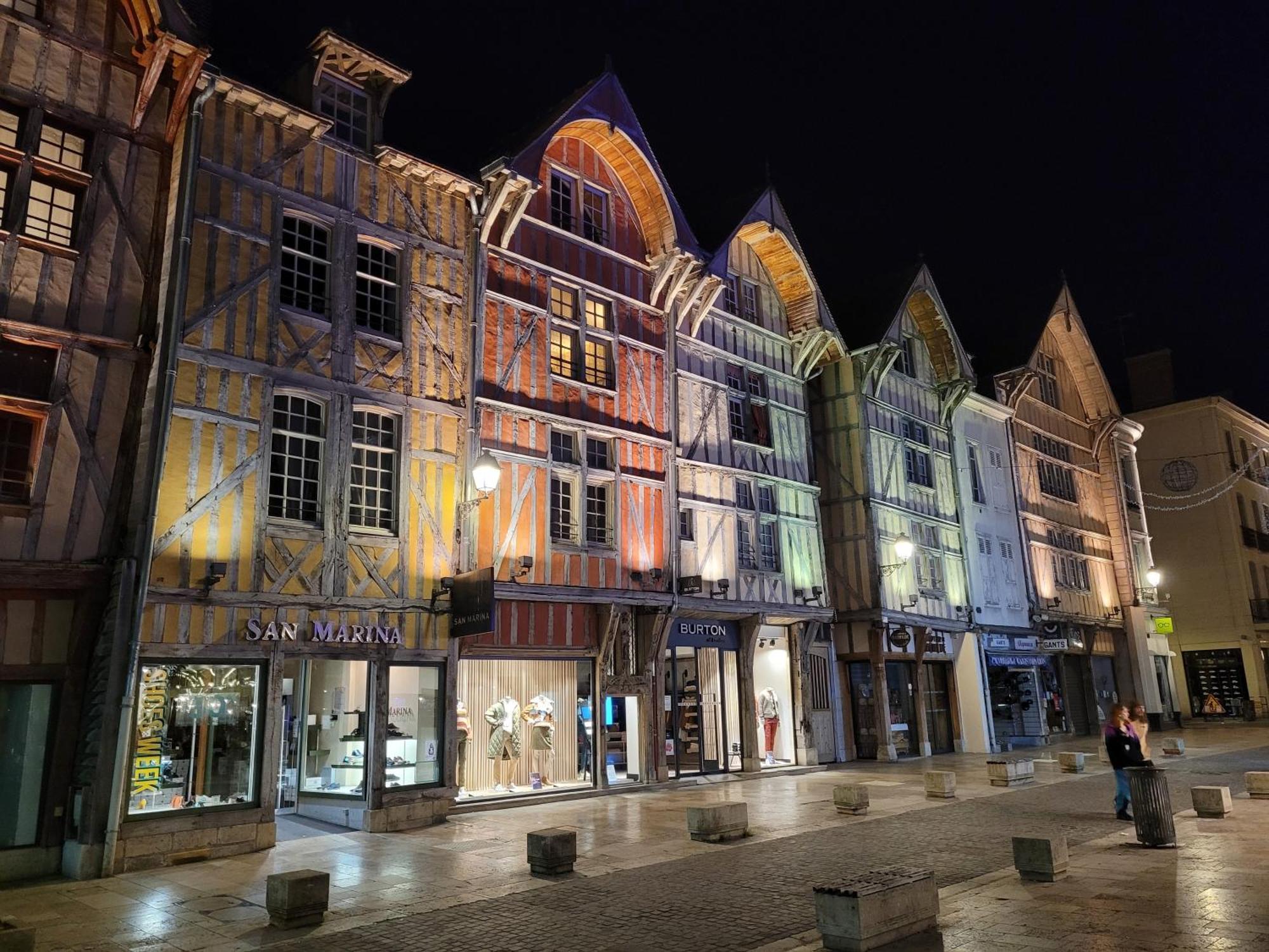 Le Petit Bouchon De Troyes Classe 3 Etoiles المظهر الخارجي الصورة